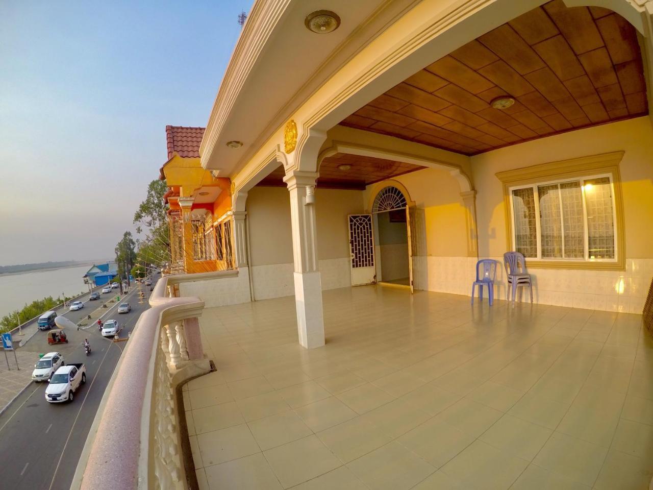 קראטייה Hengheng II Guest House מראה חיצוני תמונה