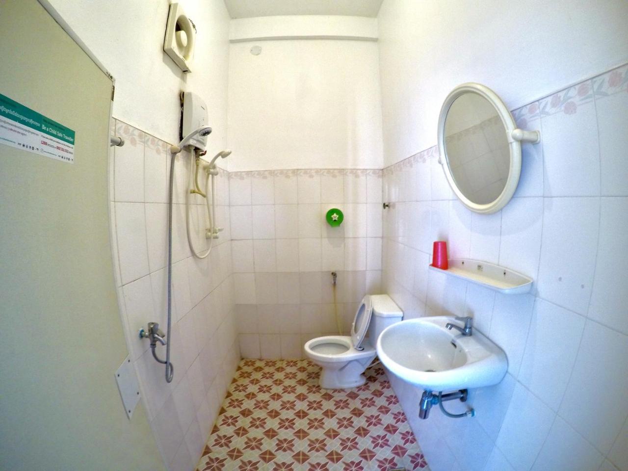 קראטייה Hengheng II Guest House מראה חיצוני תמונה